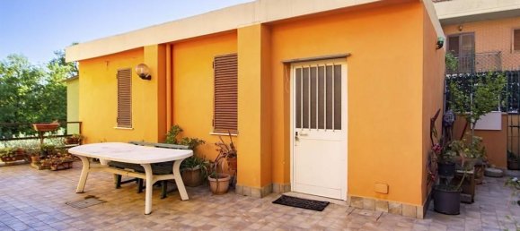 Apartamento de 3 divisões em Poli, Italy N.º 30932 91