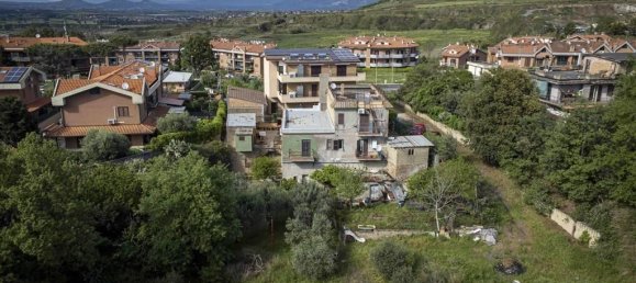 Apartamento de 3 divisões em Poli, Italy N.º 30932 89