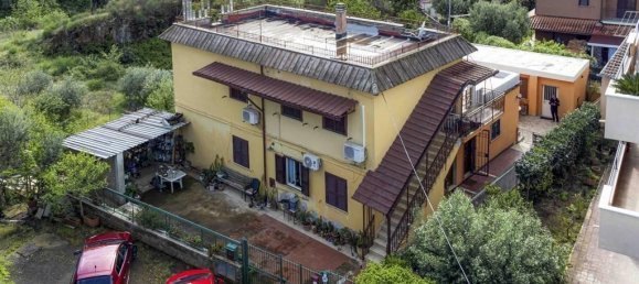 Apartamento de 3 divisões em Poli, Italy N.º 30932 31