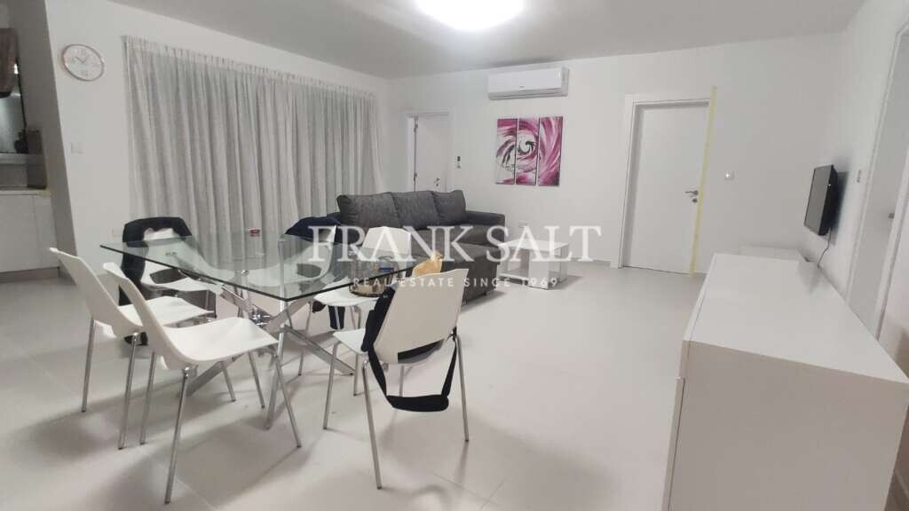 2 bedrooms Apartment in Luqa, Malta No. 8223