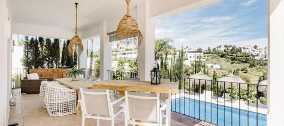 5 bedrooms Villa in Estepona, Spain No. 146046 14