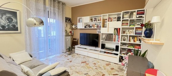 Studio in Buccinasco, Italy No. 130786 4