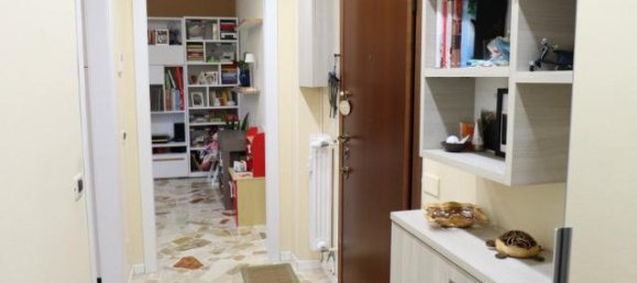 Studio in Buccinasco, Italy No. 130786 8