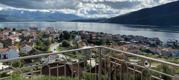 2 chambres Appartement à Herceg Novi, Montenegro No. 111 12