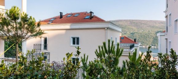 2 chambres Appartement à Herceg Novi, Montenegro No. 111 5