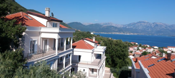 2 chambres Appartement à Herceg Novi, Montenegro No. 111 13