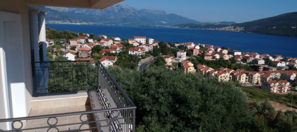 2 chambres Appartement à Herceg Novi, Montenegro No. 111 8