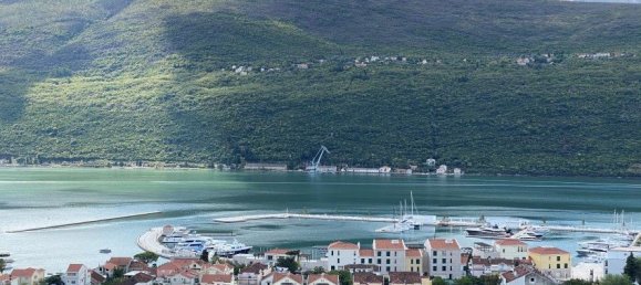 2 chambres Appartement à Herceg Novi, Montenegro No. 111 17