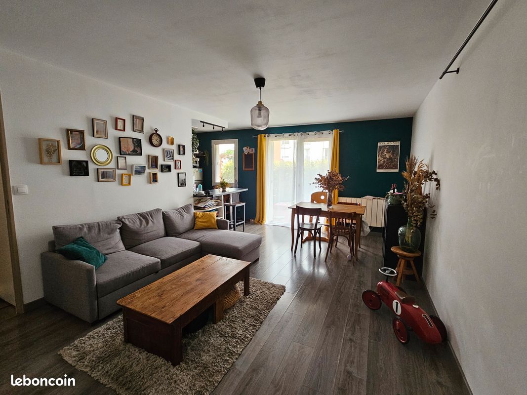 Квартира с 2 спальнями в Нант, Франция № 322359