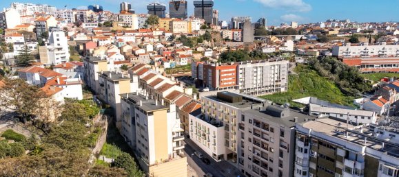 3 bedrooms Apartment in Lisbon, Portugal No. 97997 14