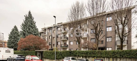 3 bedrooms Apartment in Rivoli, Italy No. 53279 2