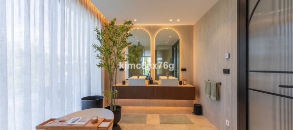 6 bedrooms Villa in Marbella, Spain No. 146269 18