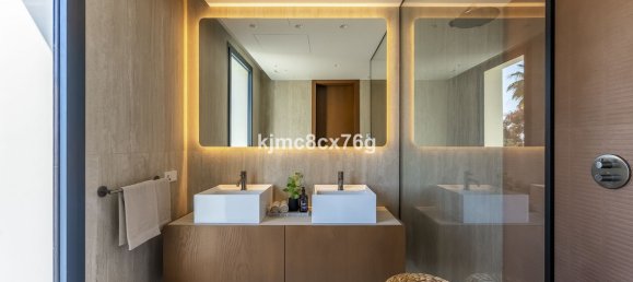 6 bedrooms Villa in Marbella, Spain No. 146269 16