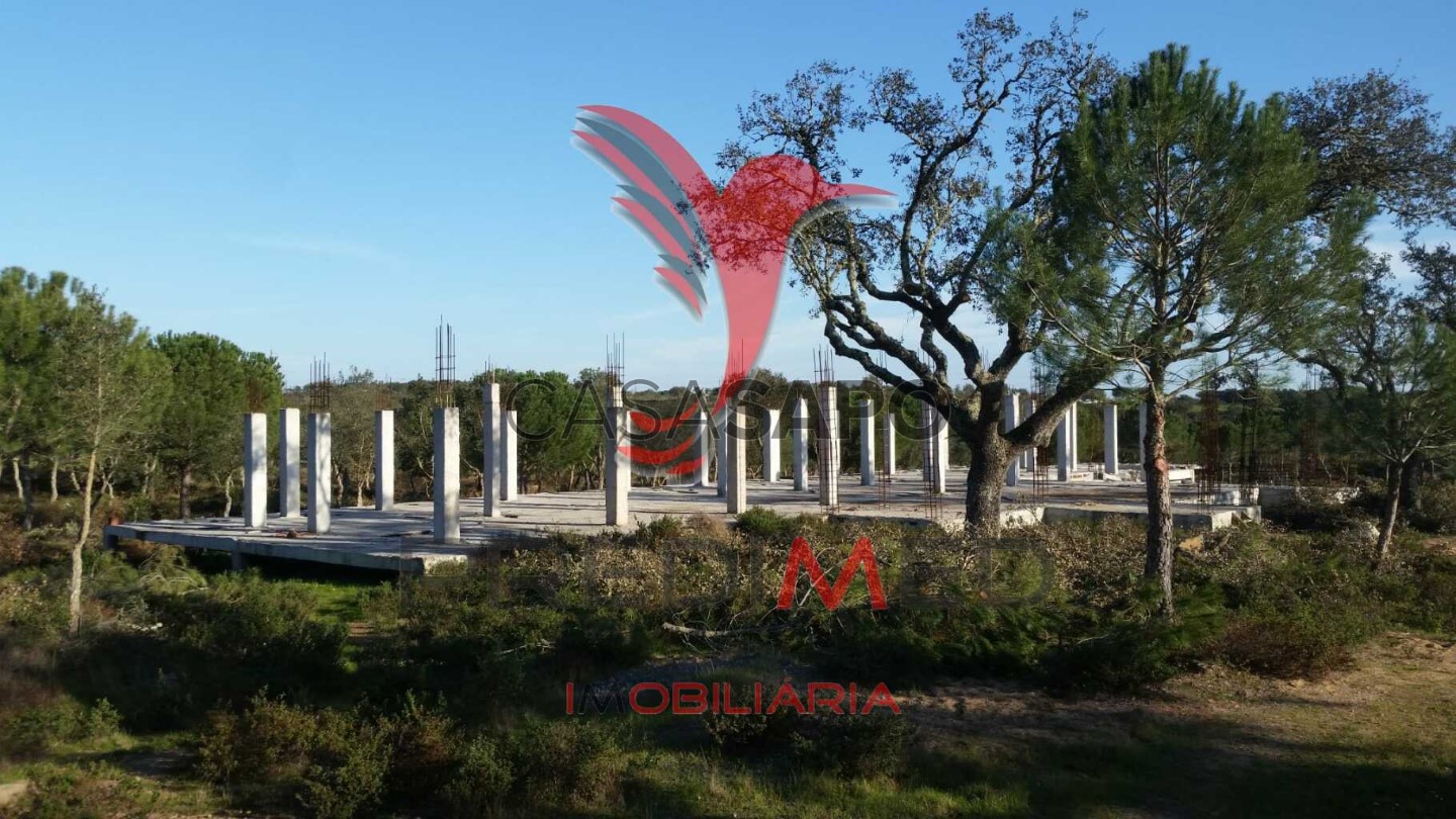  Land in Quarteira, Portugal No. 197003