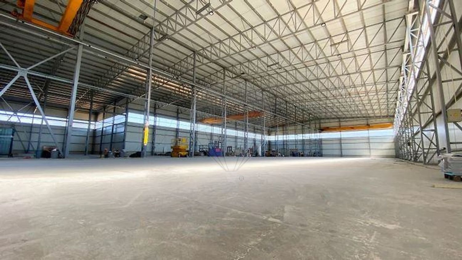 Almacén en Valenca, Portugal 4318 m² No. 50738