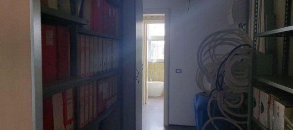 147m² Office in Monteroni d'Arbia, Italy No. 374897 7