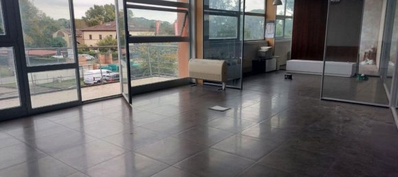147m² Office in Monteroni d'Arbia, Italy No. 374897 2