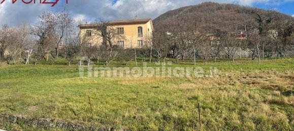 3 bedrooms House in Sillano Giuncugnano, Italy No. 62132 3