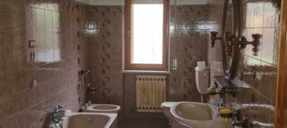 3 bedrooms House in Sillano Giuncugnano, Italy No. 62132 11