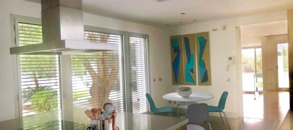 5 غرف نوم منزل في Cadiz, Spain رقم 29204 5