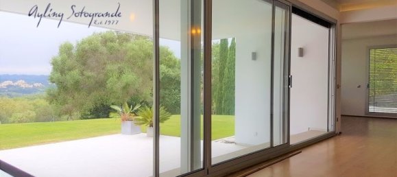 5 غرف نوم منزل في Cadiz, Spain رقم 29204 49