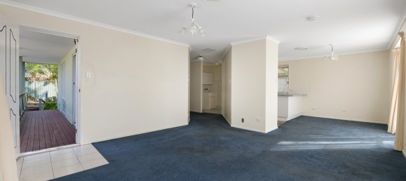 Casa de 3 dormitorios en Coombabah, Australia No. 382 3