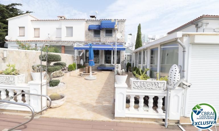2 Schlafzimmer Haus in Roses, Spain, Nr. 213570