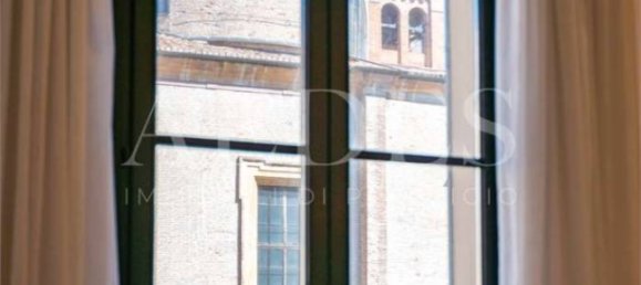 3 bedrooms Apartment in Modena, Italy No. 319809 8