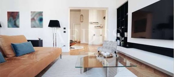 3 bedrooms Apartment in Modena, Italy No. 319809 5