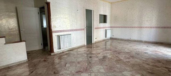 5 Schlafzimmer Wohnung in Palermo, Italy, Nr. 376643 6