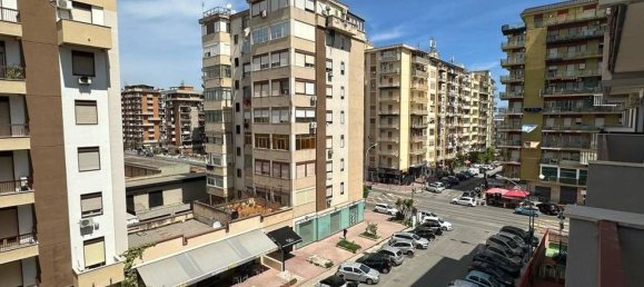 5 Schlafzimmer Wohnung in Palermo, Italy, Nr. 376643 8