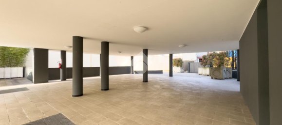 3غرفة شقة في Lissone, Italy رقم 38679 53