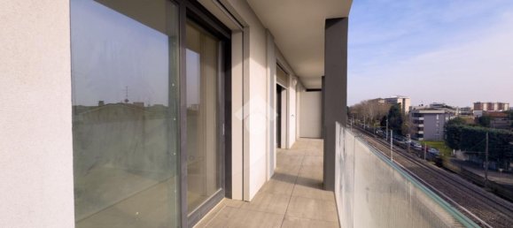 3غرفة شقة في Lissone, Italy رقم 38679 24