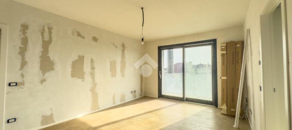 3غرفة شقة في Lissone, Italy رقم 38679 17