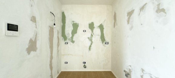 3غرفة شقة في Lissone, Italy رقم 38679 21