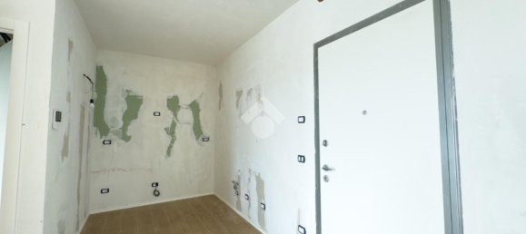 3غرفة شقة في Lissone, Italy رقم 38679 6