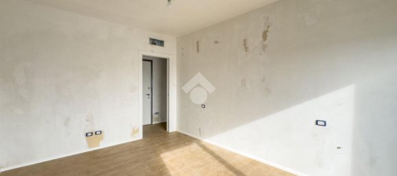 3غرفة شقة في Lissone, Italy رقم 38679 20