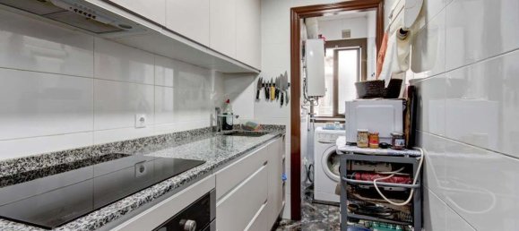 Apartamento de 3 dormitorios en Badalona, Spain No. 156289 8
