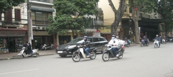 Oficina en Hai Ba Trung, Vietnam 150 m² No. 5319 3