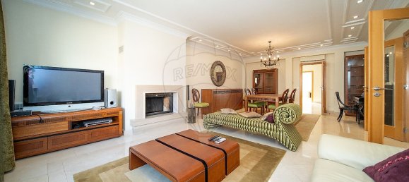 4 bedrooms House in Lagoa, Portugal No. 16984 6