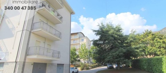 3 rooms Apartment in L'Aquila, Italy No. 142008 2