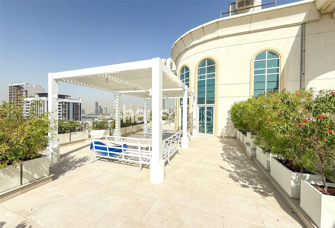 4 bedrooms Duplex in Jumeirah Village Circle, UAE No. 98749