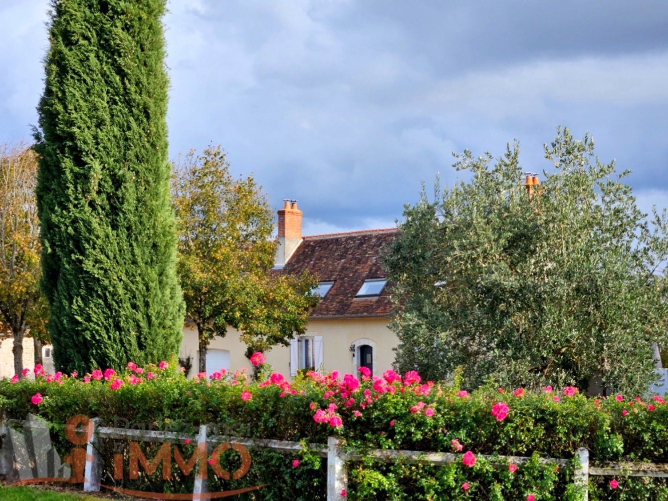 Замки и поместья с 7 спальнями в Жьен, Франция № 254302