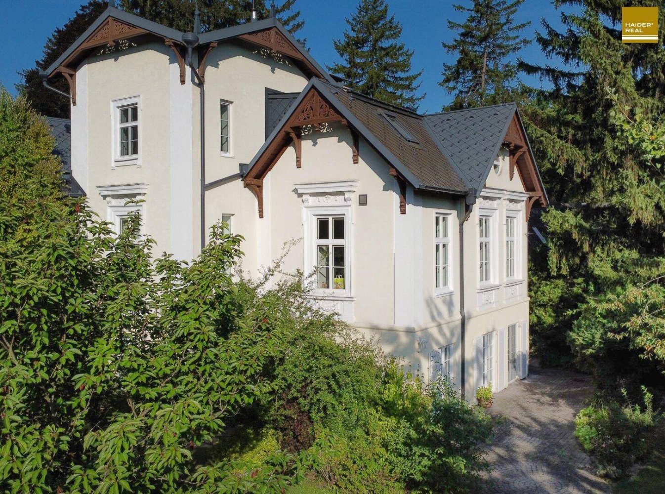8-salle Villa à Klosterneuburg, Austria No. 249498
