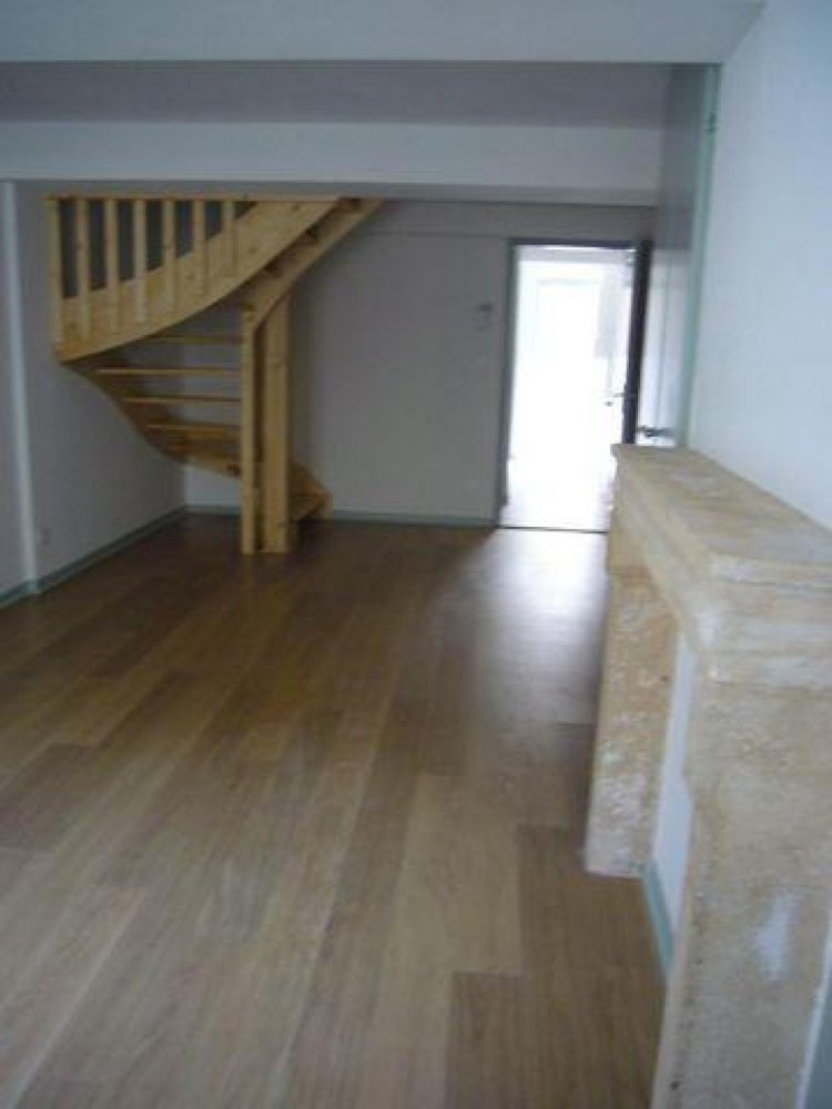 2 bedrooms Condo in Tournus, France No. 15998