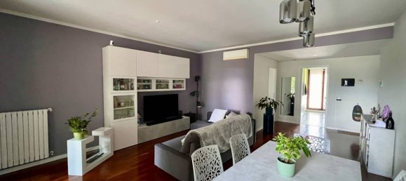 2 bedrooms Apartment in Gallarate, Italy No. 363550 3