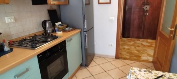 4 Schlafzimmer Wohnung in Massa, Italy, Nr. 327204 9