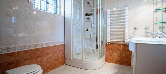 4 bedrooms Villa in Porto Salvo, Portugal No. 275765 17