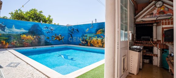 4 bedrooms Villa in Porto Salvo, Portugal No. 275765 4