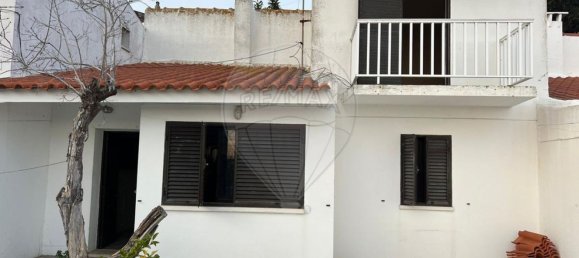 2 bedrooms House in Setubal, Portugal No. 179963 3